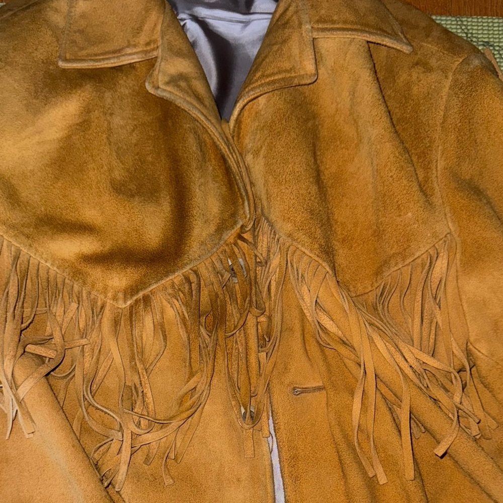 #thejpetermanco #fringe coat , Size Medium, #fringejacket #70s